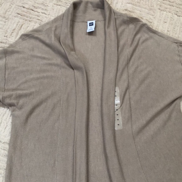 GAP open cardigan, dropped shoulder half sleeve neutral color New, Size XS - Picture 10 of 16